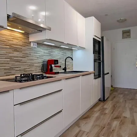 Soft In Next To Split Апартаменты