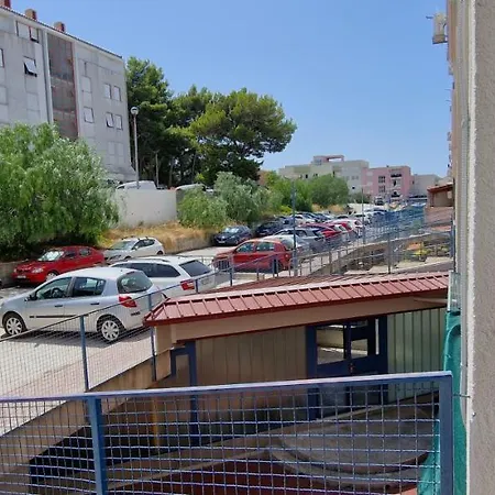 Soft In Next To Split