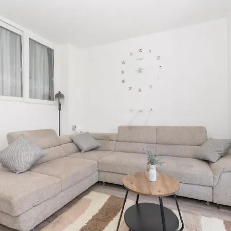 Soft In Next To Split