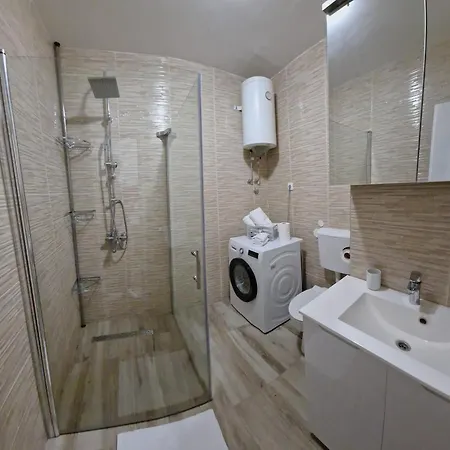 Soft In Next To Split Апартаменты Солин