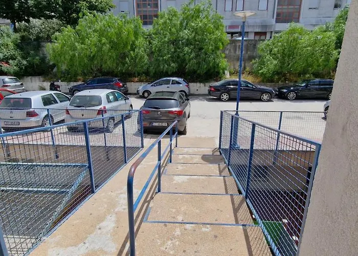 Soft In Next To Split * Solin